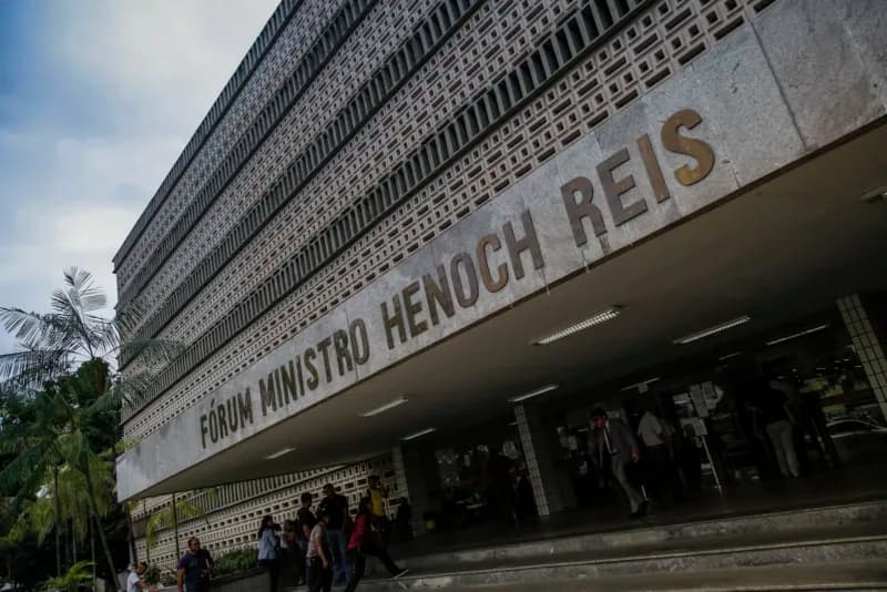 ‘Chico’ é condenado a 34 anos de reclusão por assassinatos de adolescentes no Educandos, em Manaus