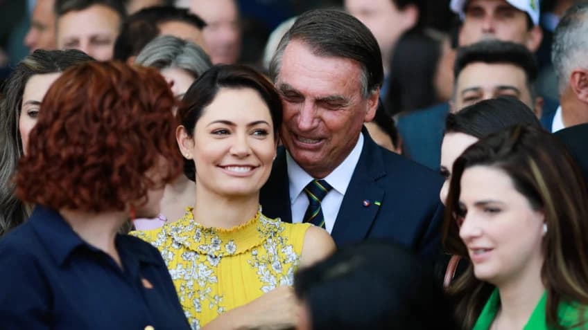 Michelle representará Bolsonaro na posse de Trump nos EUA