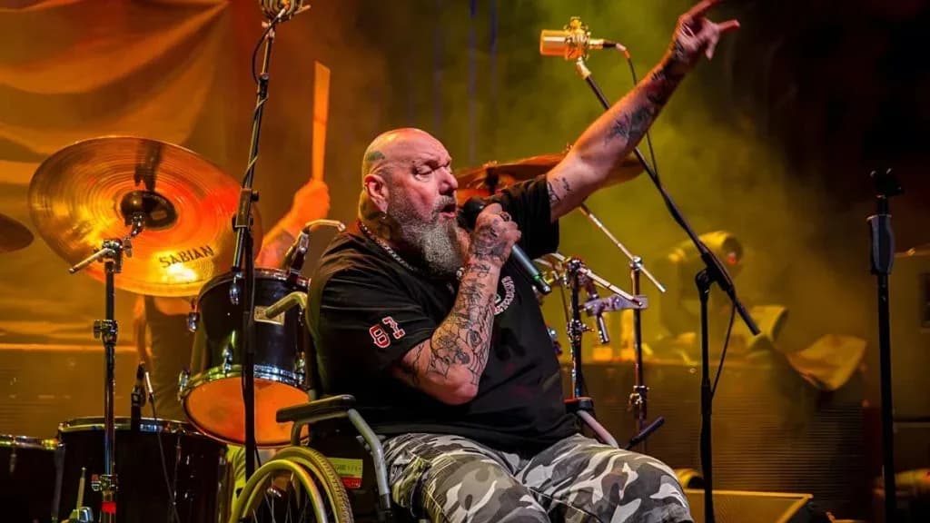 Morre Paul Di’Anno, primeiro vocalista da banda Iron Maiden
