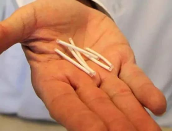 Anvisa suspende venda e propaganda de “chips da beleza”