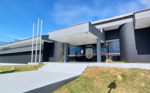 Suspeito de mandar matar vizinho é preso em Manaus