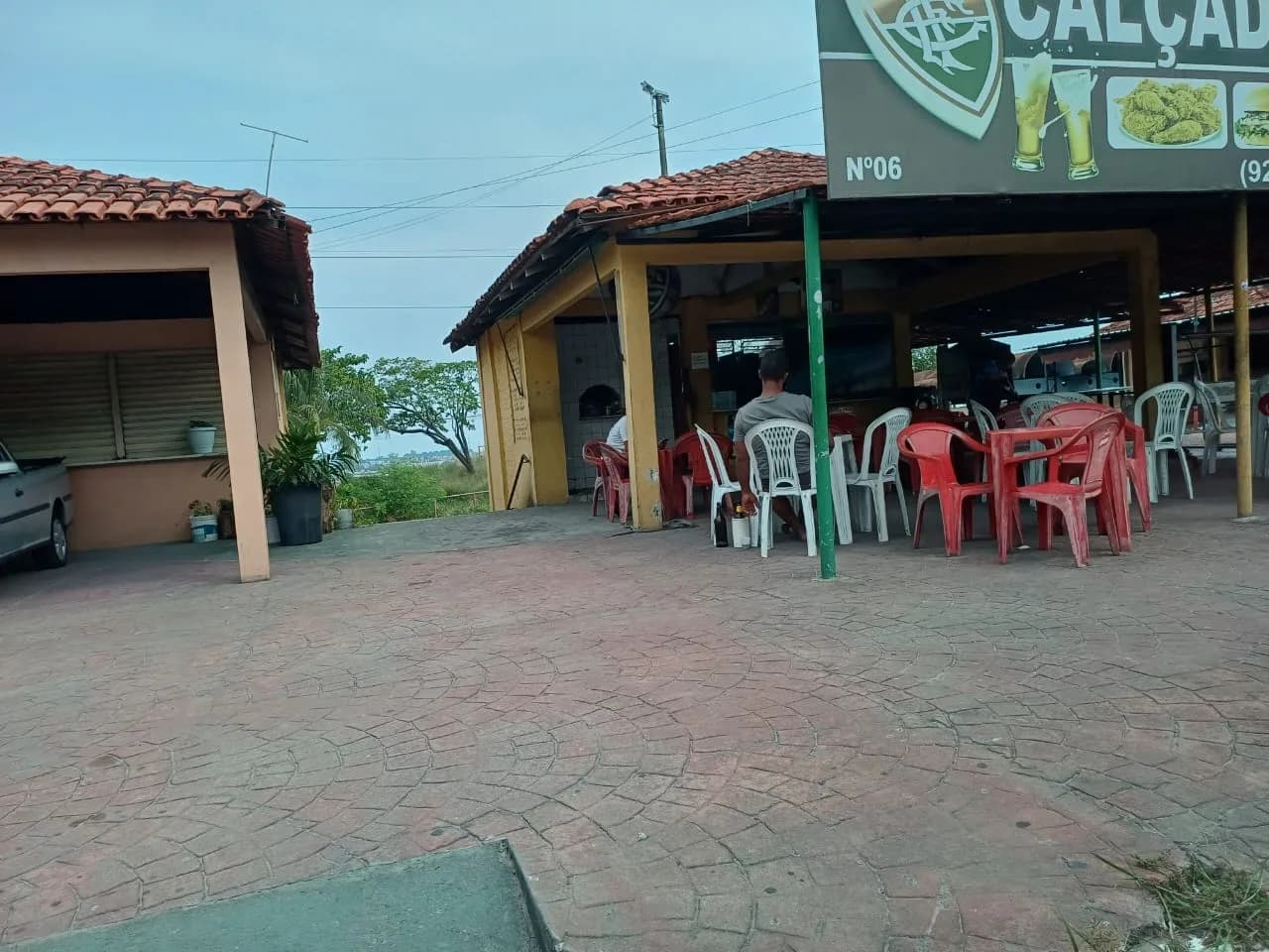 Eleições 2024: bares descumprem lei seca durante 2° turno em Manaus