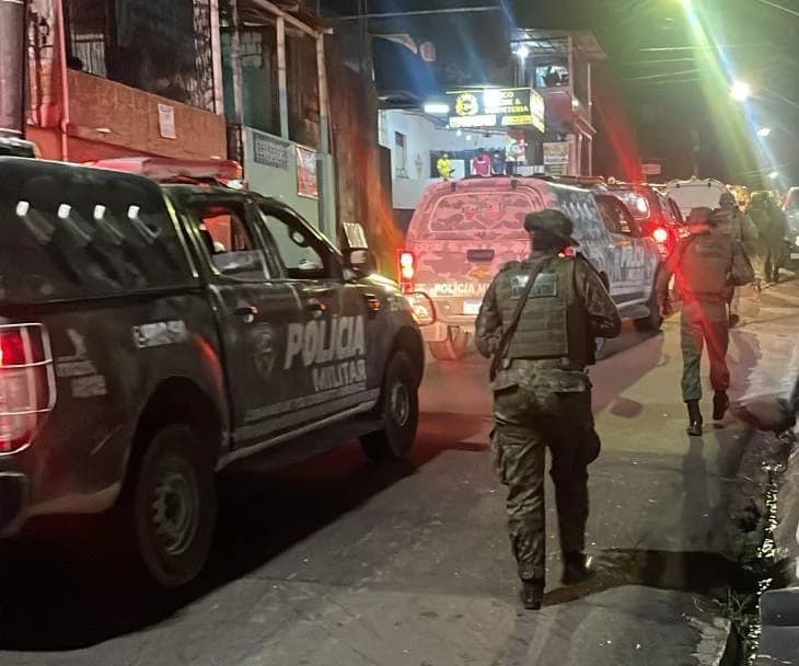 PM diz que homem caiu no rio para fugir de abordagem; em protesto, família faz manifestação
