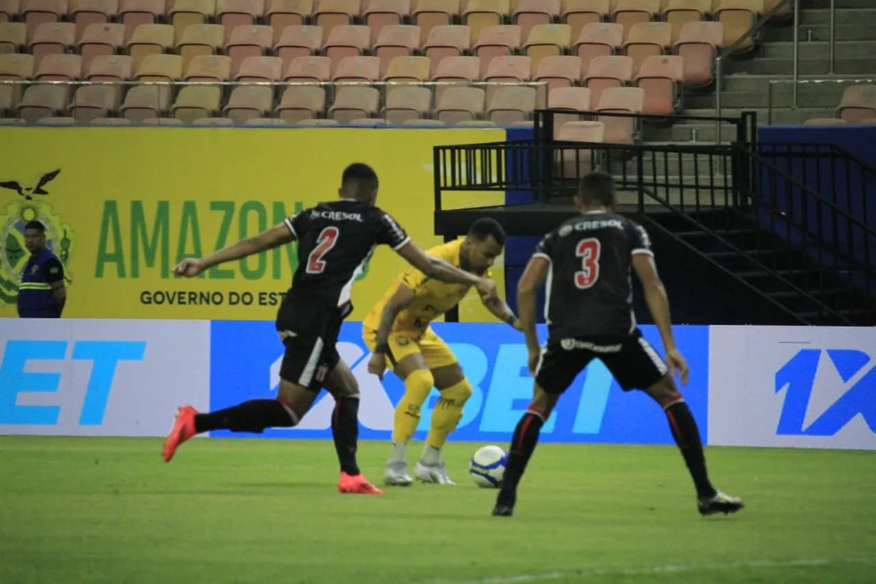 Amazonas FC sofre derrota para o Botafogo-SP na Arena da Amazônia, pela Série B