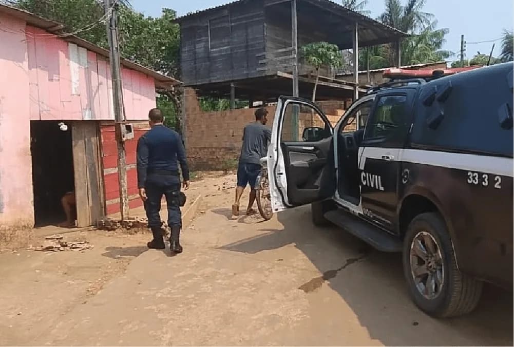 Comerciante é preso por vender drogas em sua própria casa, em Urucurituba