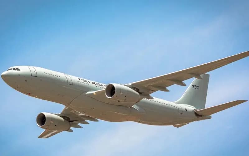 Avião da Força Aérea Brasileira faz voo para repatriação de brasileiros no Líbano