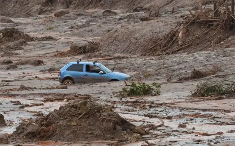 Desastre de Mariana: Mineradora apresenta defesa em tribunal de Londres