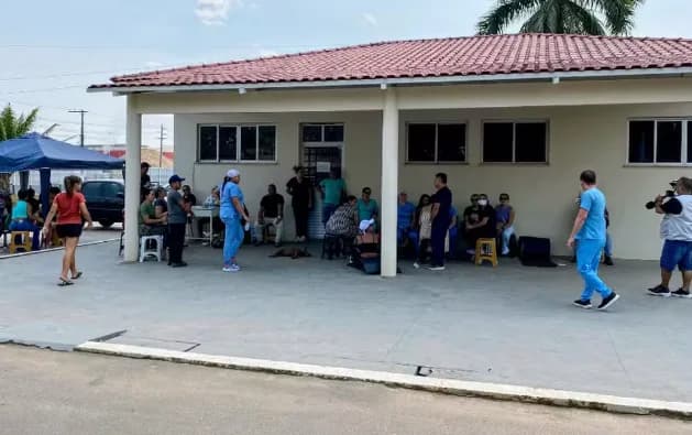 Médicos interrompem atendimentos em hospital de Lábrea por falta de pagamento