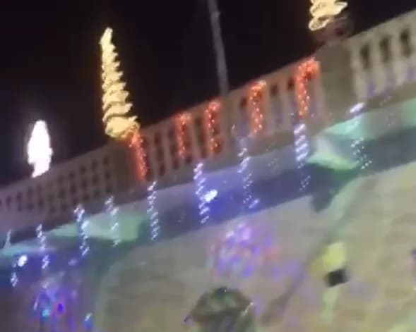 VÍDEO: Casa iluminada para o Natal encanta população em Manaus