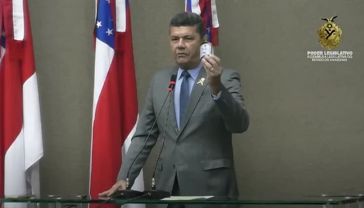 Deputado do AM oferece ‘Prêmio Óleo de Peroba’ para autoridades à frente da pavimentação da BR-319