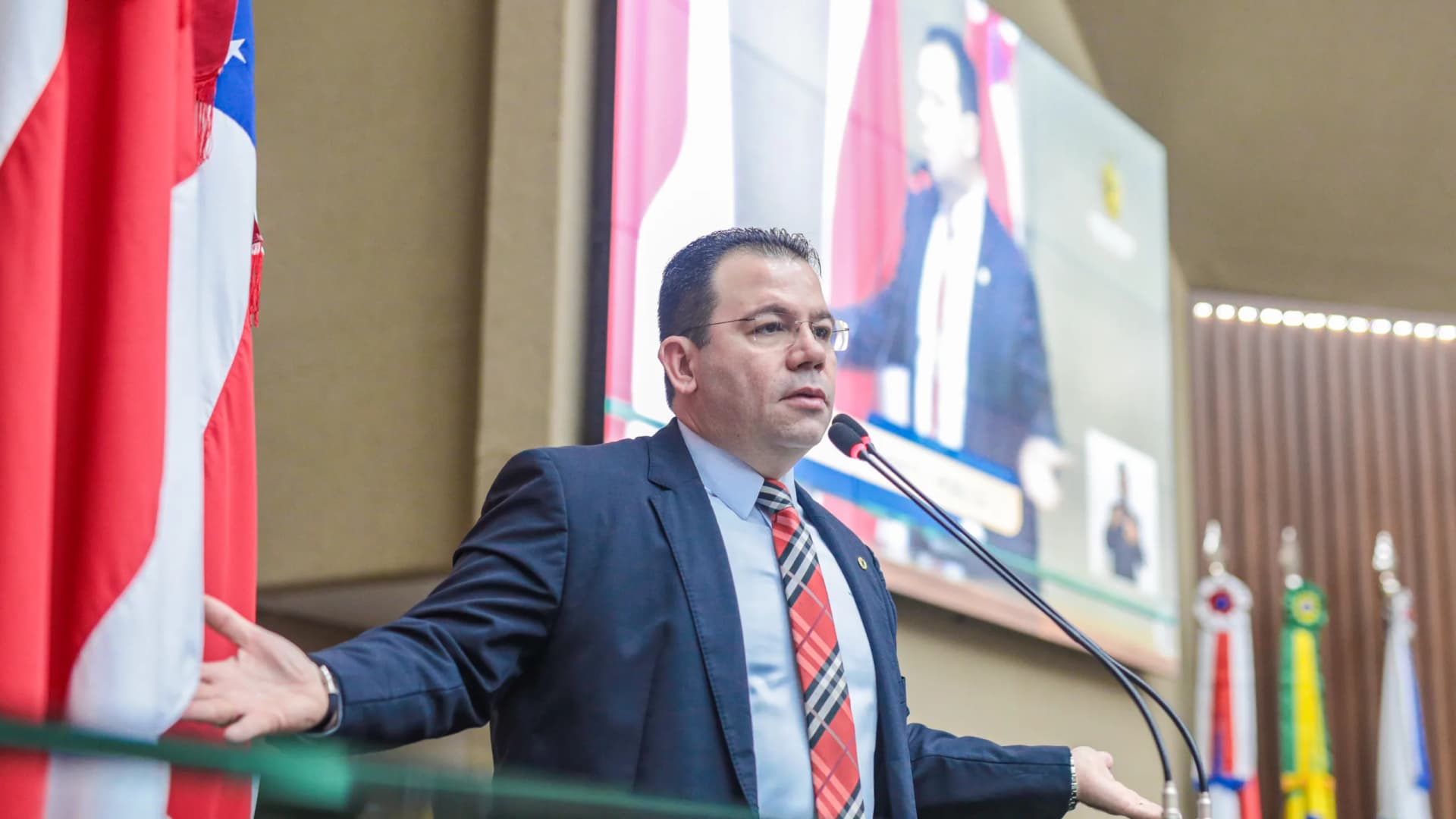 Deputado Wilker Barreto diz que Manaus está abandonada e sem preparo para chuvas