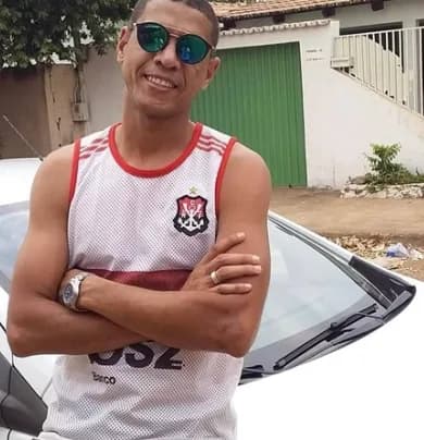 Homem é indiciado por estelionato amoroso e furto contra ex-companheira em Goiás