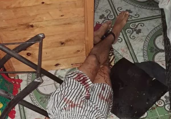 IMAGEM FORTE: Homem com tornozeleira é morto a tiros dentro de casa no Novo Aleixo, em Manaus