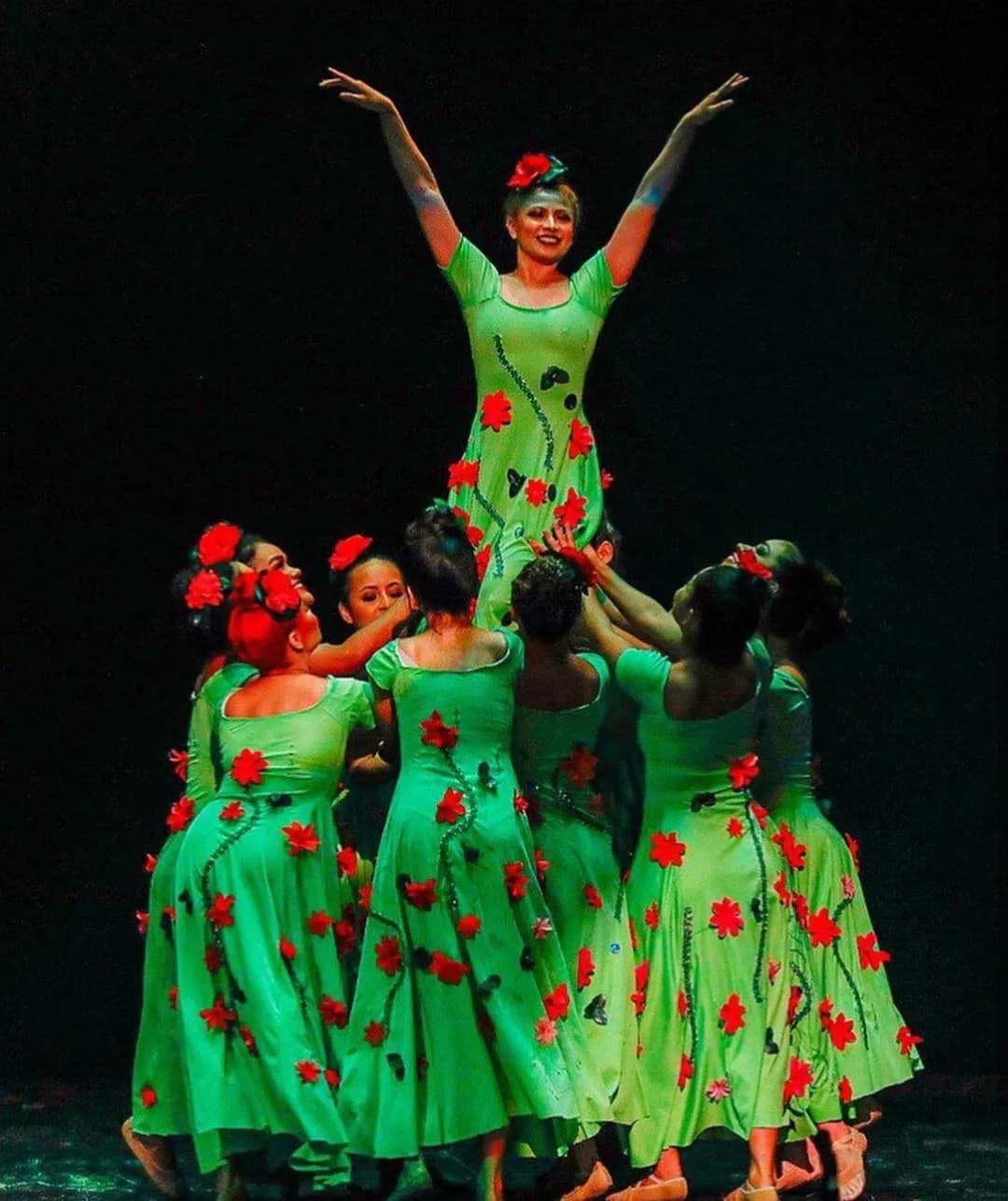 Circuito Natalino estreia com espetáculo do Balé Folclórico do Amazonas, nesta terça-feira (19/11)