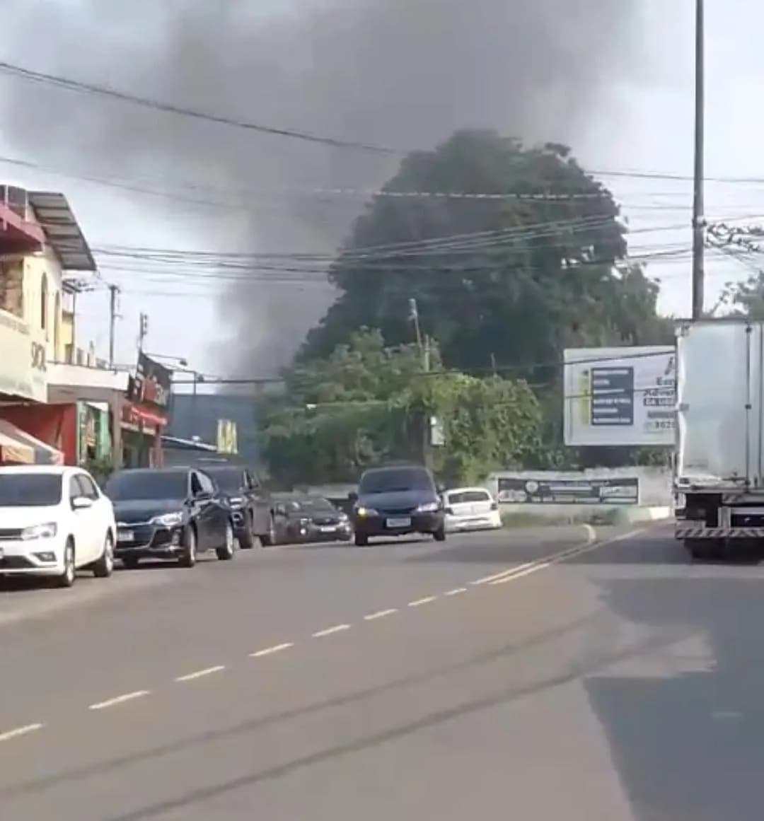 VÍDEO: Curto-circuito causa incêndio em residência no Morro da Liberdade