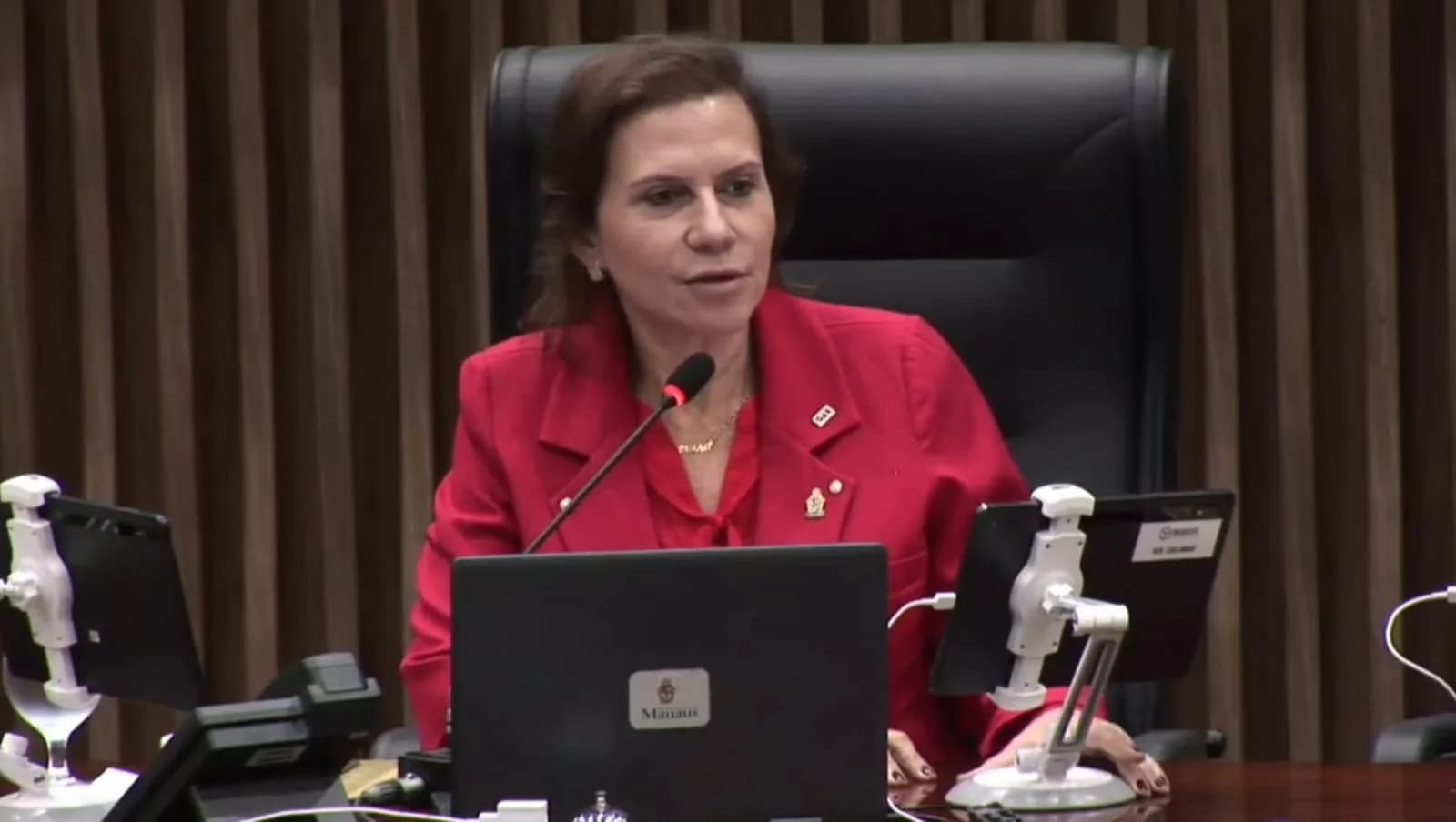 Definição em data de votação gera impasse entre vice-presidente da CMM e vereadores