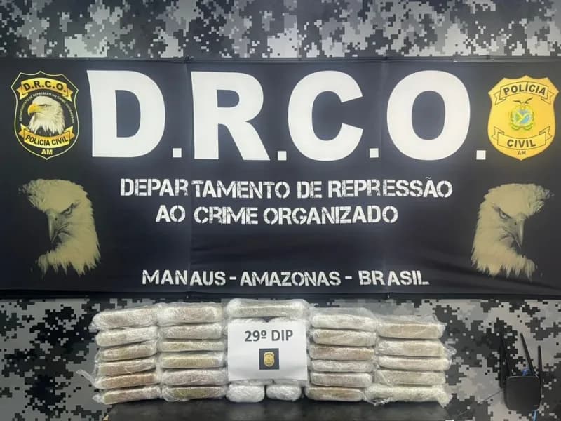 AM: casal é preso em flagrante com 34 tabletes de maconha avaliado em R$ 740 mil