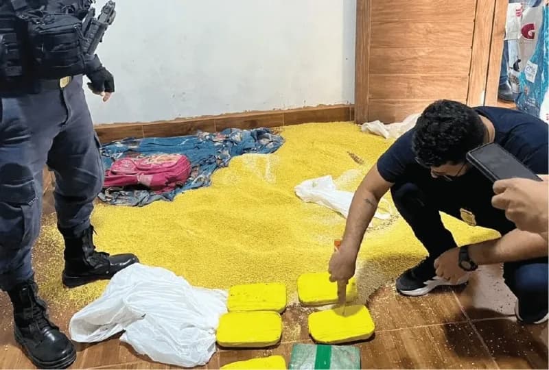 ‘Zé da Carrocinha’ é preso com drogas escondidas em saco de farinha, em Carauari