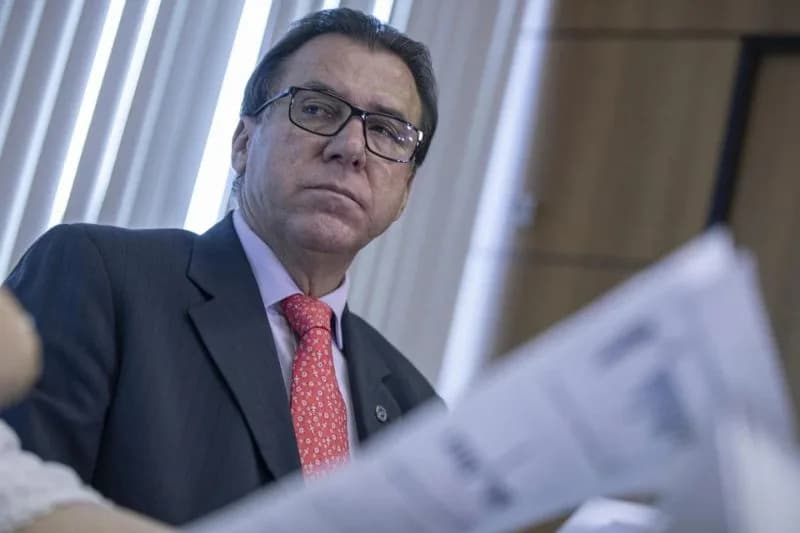 Ministro do Trabalho diz que fim da escala 6×1 é “plenamente possível e saudável”