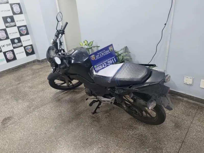 PM é acionada e prende homem com moto adulterada no Zumbi, em Manaus
