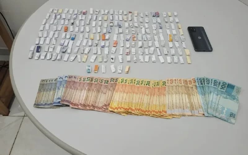 Pai e filho são presos em flagrante por tráfico de drogas em São Paulo de Olivença