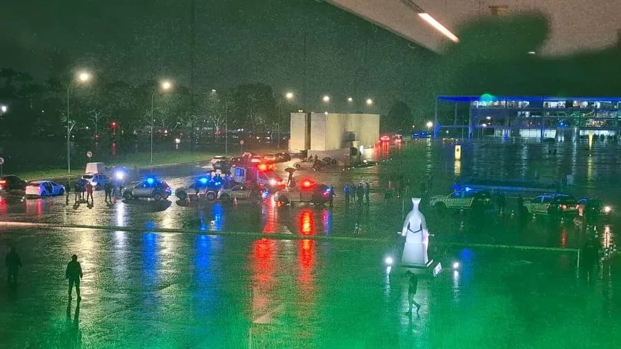 Câmara suspende votação após morte de um homem em explosão na Esplanada dos Ministérios