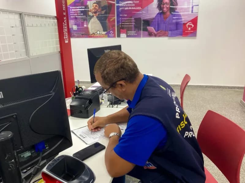 Banco é autuado por descumprir Lei das Filas em Manaus