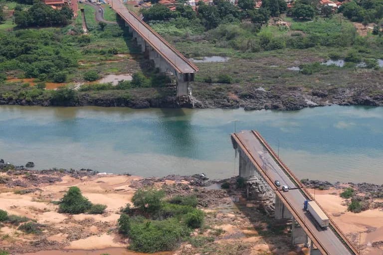 Ministro anuncia reconstrução de ponte que desabou entre Maranhão e Tocantins