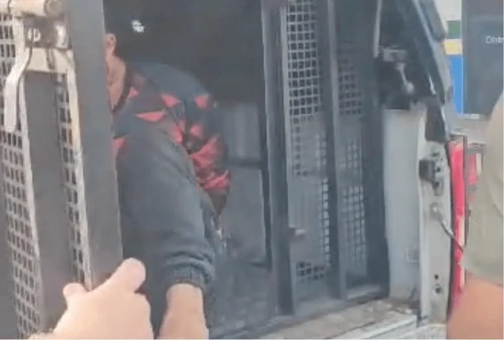 Após operação do Detran-AM, homem é preso com mandado judicial ativo por tráfico de drogas