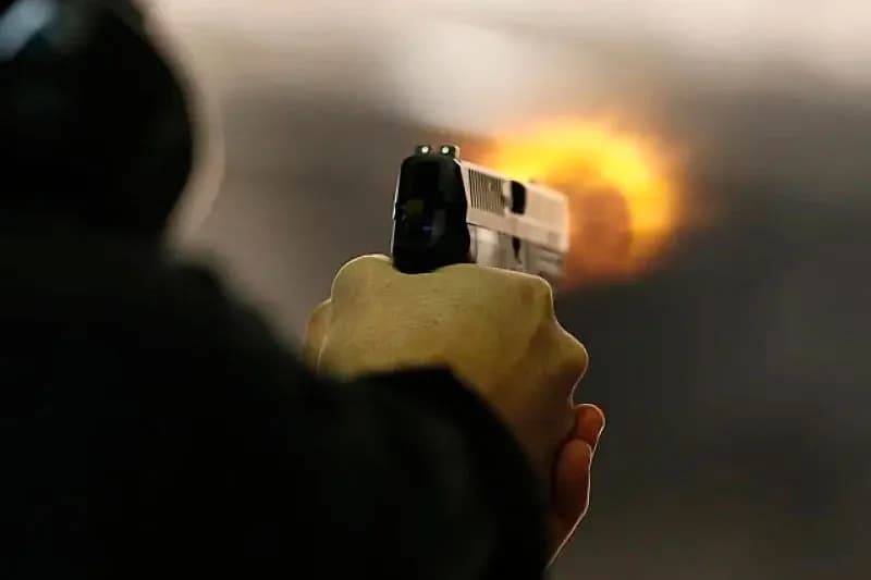 Ataque a tiros em escola na Suécia deixa 10 mortos, diz polícia