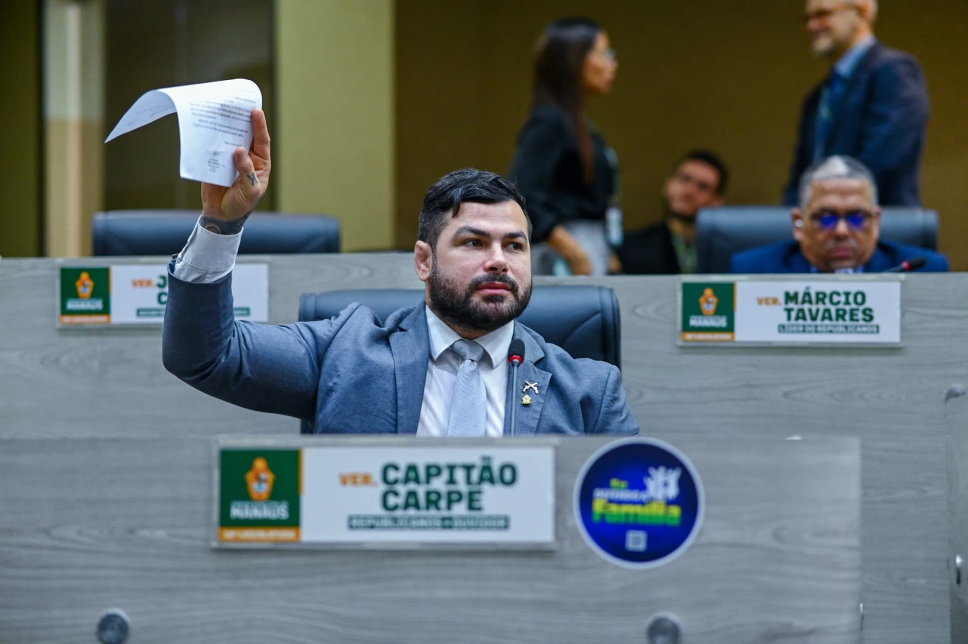 Contra o reajuste, Carpê pretende doar aumento de R$ 7 mil do salário para instituições de caridade
