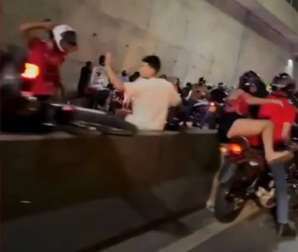 VÍDEO: Polícia acaba com ‘rolezinho de natal’ promovido por cerca de 250 motociclistas