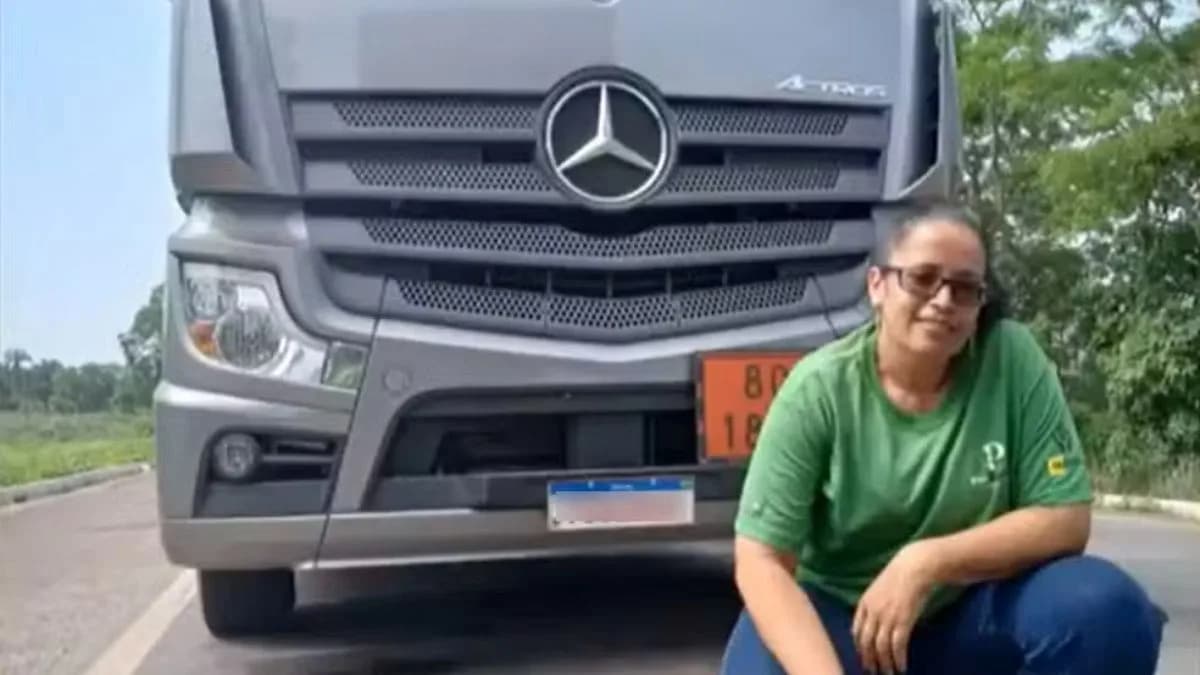 Corpo de motorista de carreta com ácido sulfúrico que desabou em ponte é encontrado