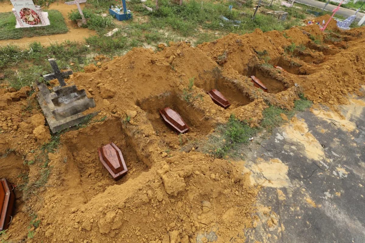 DPE-AM garante sepultamento de 17 fetos abandonados em maternidade pública