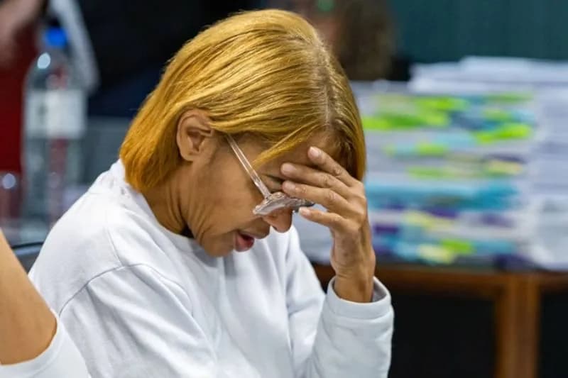 Flordelis passa mal na cadeia após agentes encontrarem celular na cela no Rio