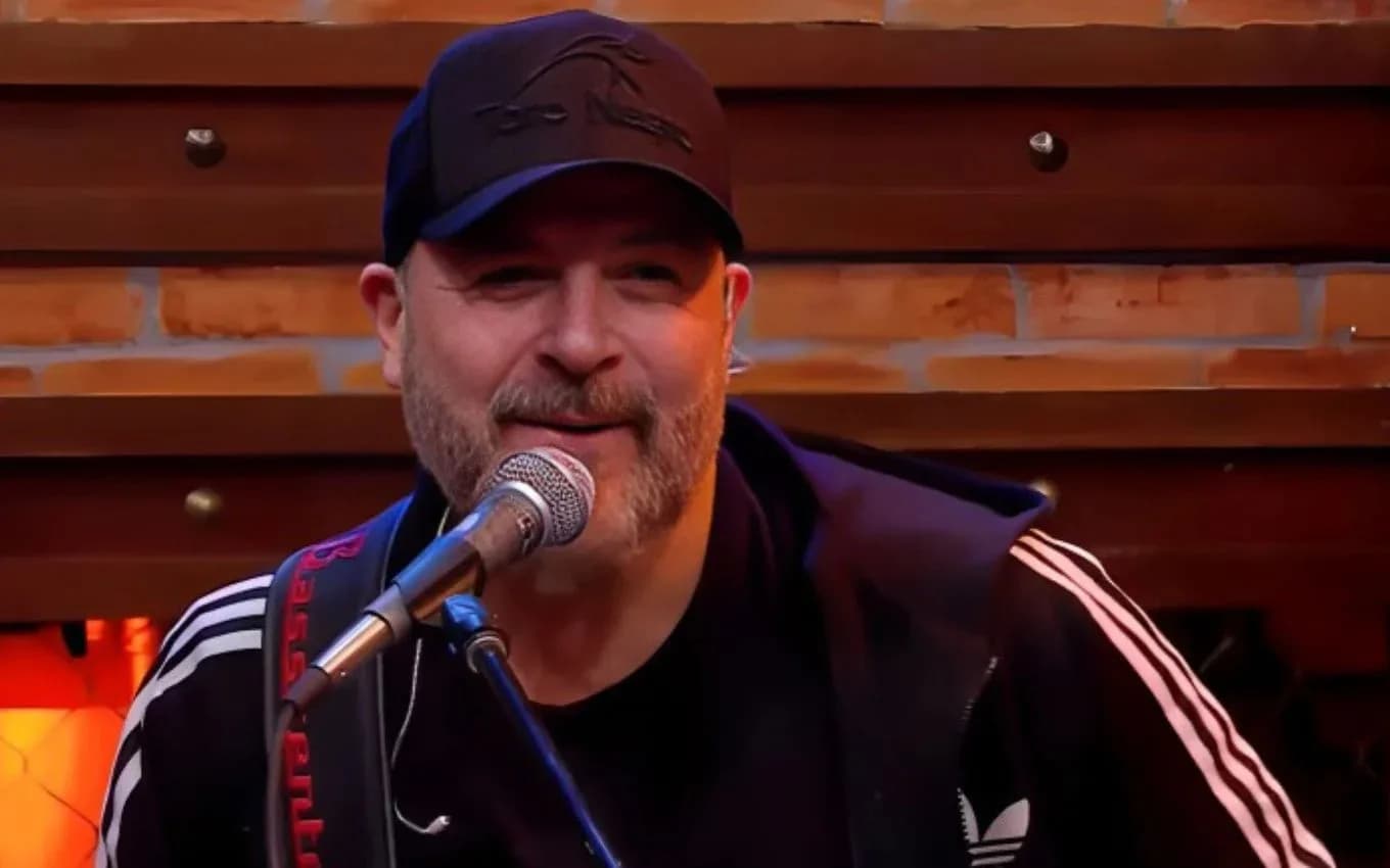 Mingau, do Ultraje a Rigor, é internado novamente com quadro convulsivo