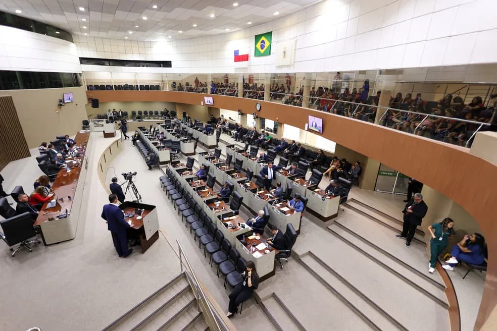 Perdidos: vereadores se atrapalham em votação de emendas para decisão da LOA 2025