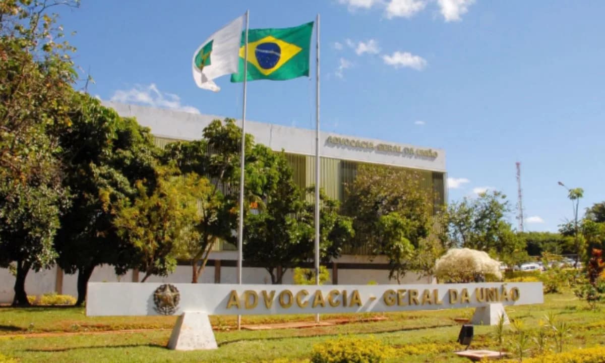 AGU entra com recurso contra bloqueio de verbas do programa Pé-de-Meia