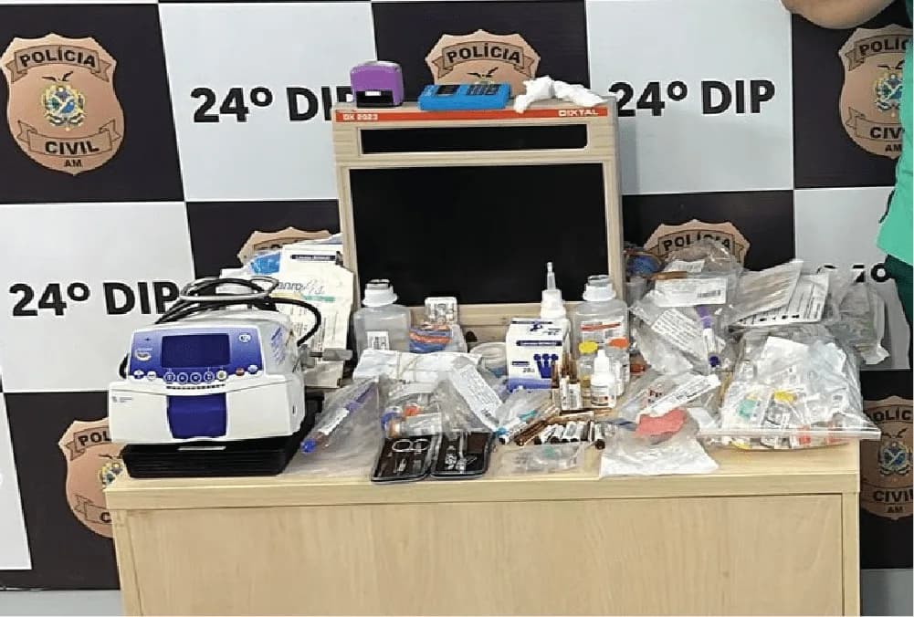 Técnica de enfermagem é presa por desviar medicamentos de hospital em Manaus