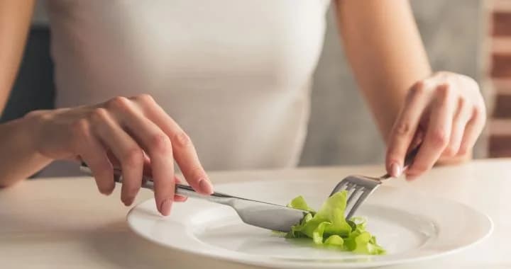 Dietas Restritivas: Os efeitos e os riscos à saúde