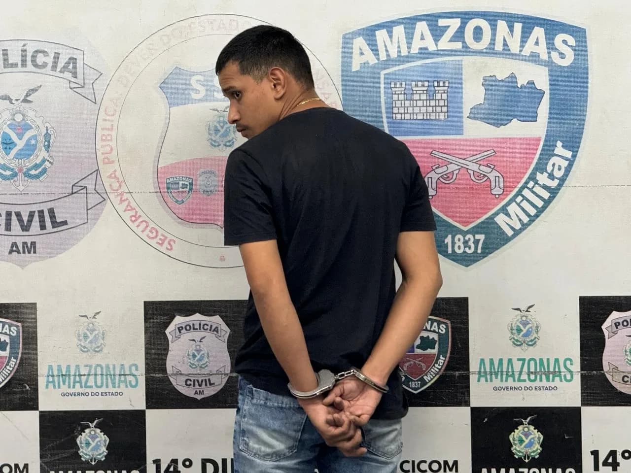 Homem é preso após obrigar mulheres a esconderem drogas na calcinha em Manaus