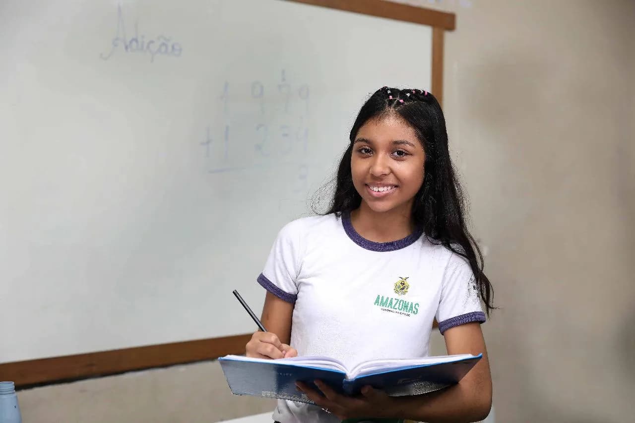 Matrículas de novos alunos da rede estadual e municipal de ensino iniciam nesta quinta-feira (16/1)