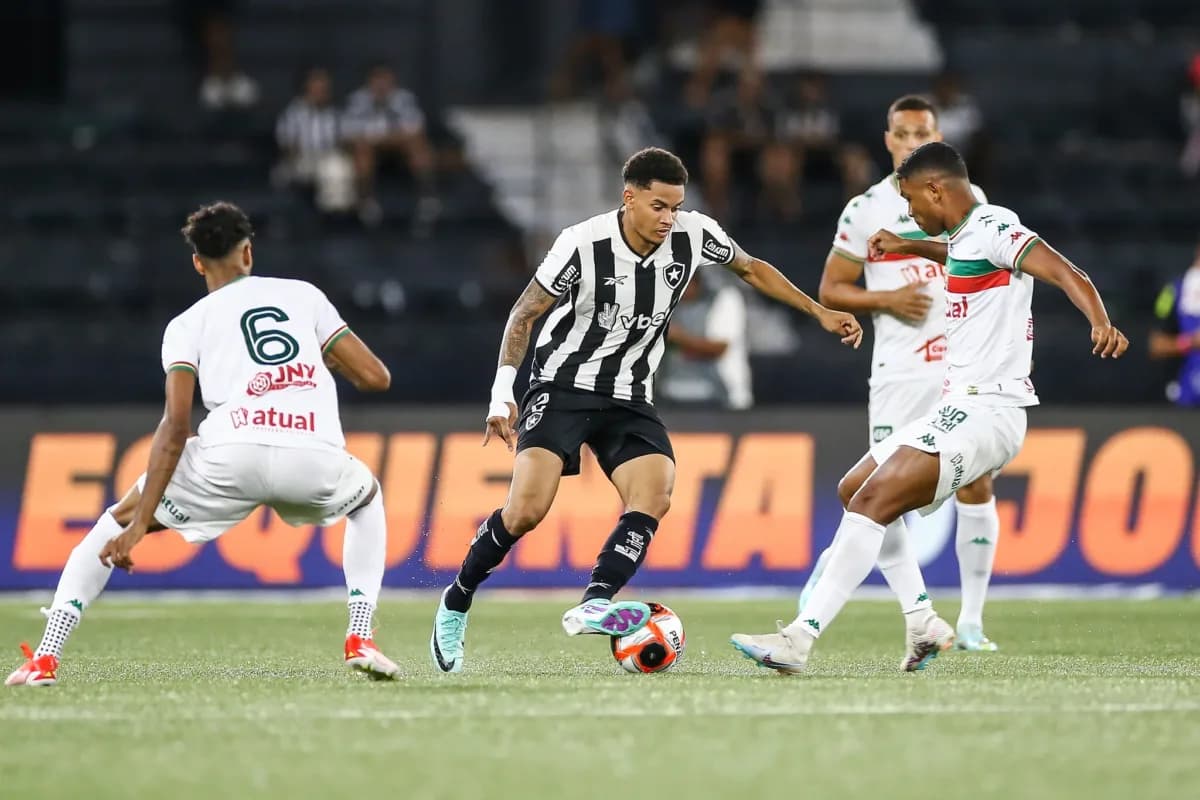 Botafogo supera a Portuguesa por 2 a 0 no Campeonato Carioca