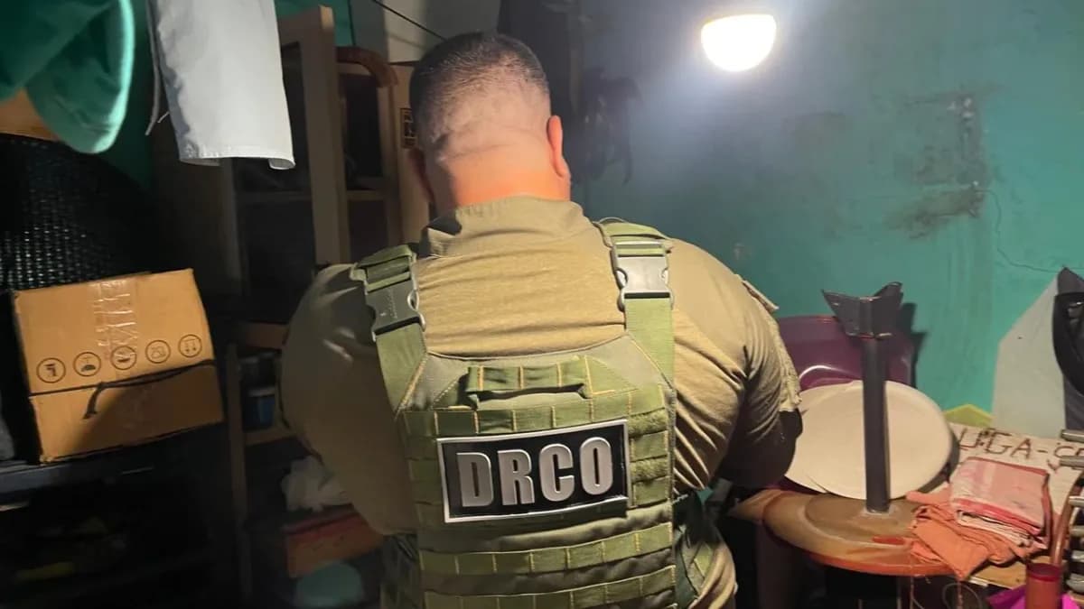 Criminosos perseguem e tentam matar policial a tiros em Manaus