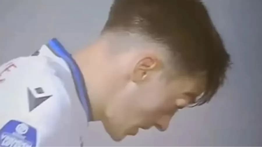 VÍDEO: Jogador holandês assoa o nariz e fica com “olho saltado”; entenda o caso