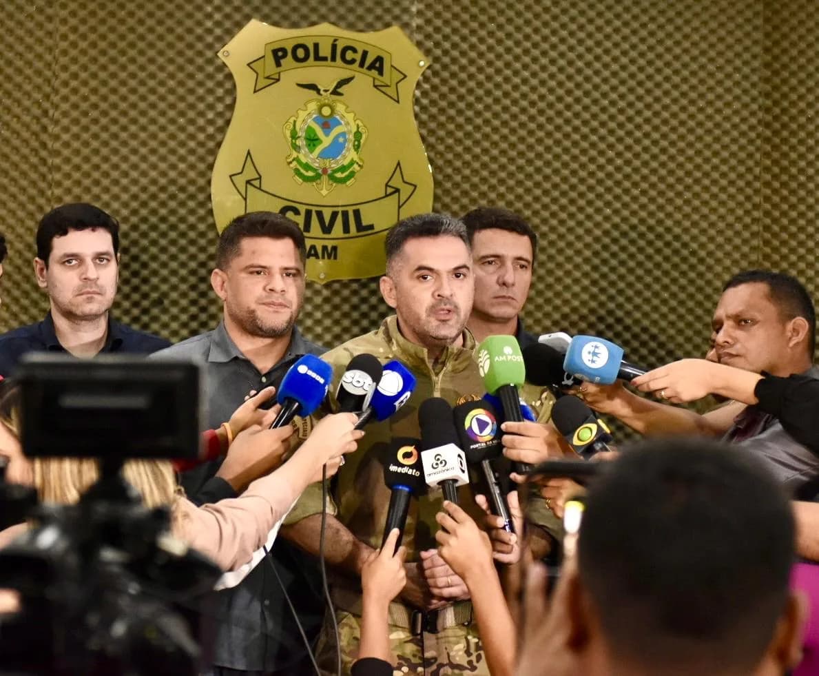 Suspeitos por ataque à viatura são procurados pela polícia em Manaus
