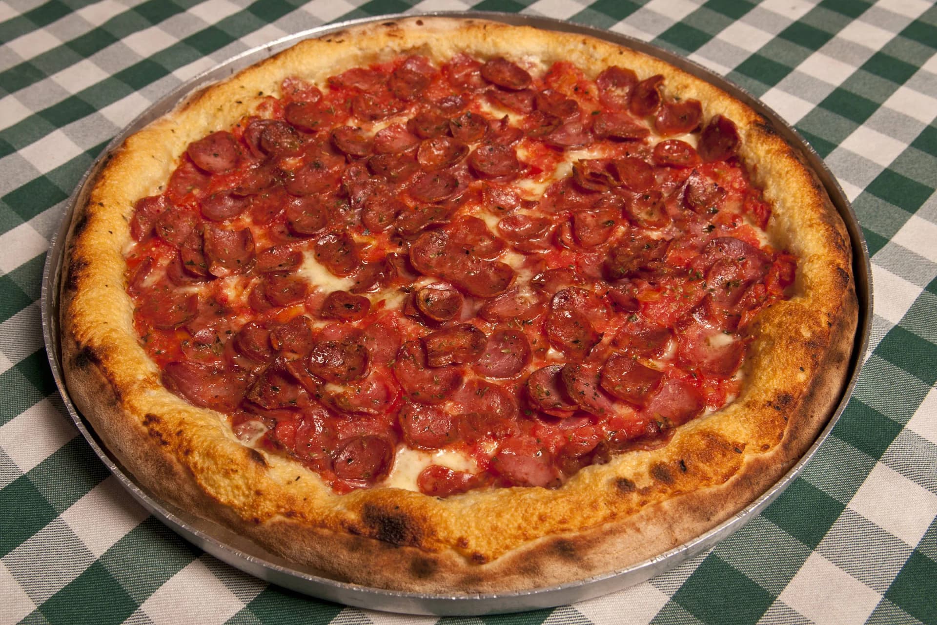 Pizza de Calabresa: Aprenda a fazer o lanche favorito dos brasileiros