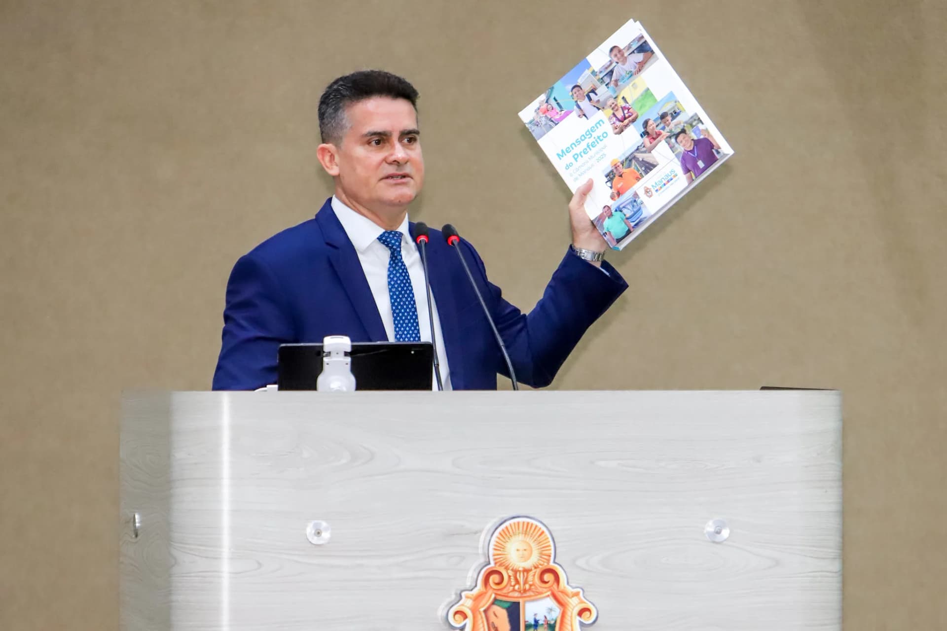 David Almeida confirma reforma administrativa com anúncio de novas secretarias