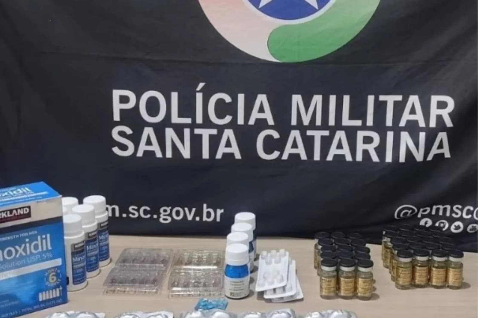 Homens são presos por contrabando em Três Barras (SC) com anabolizantes