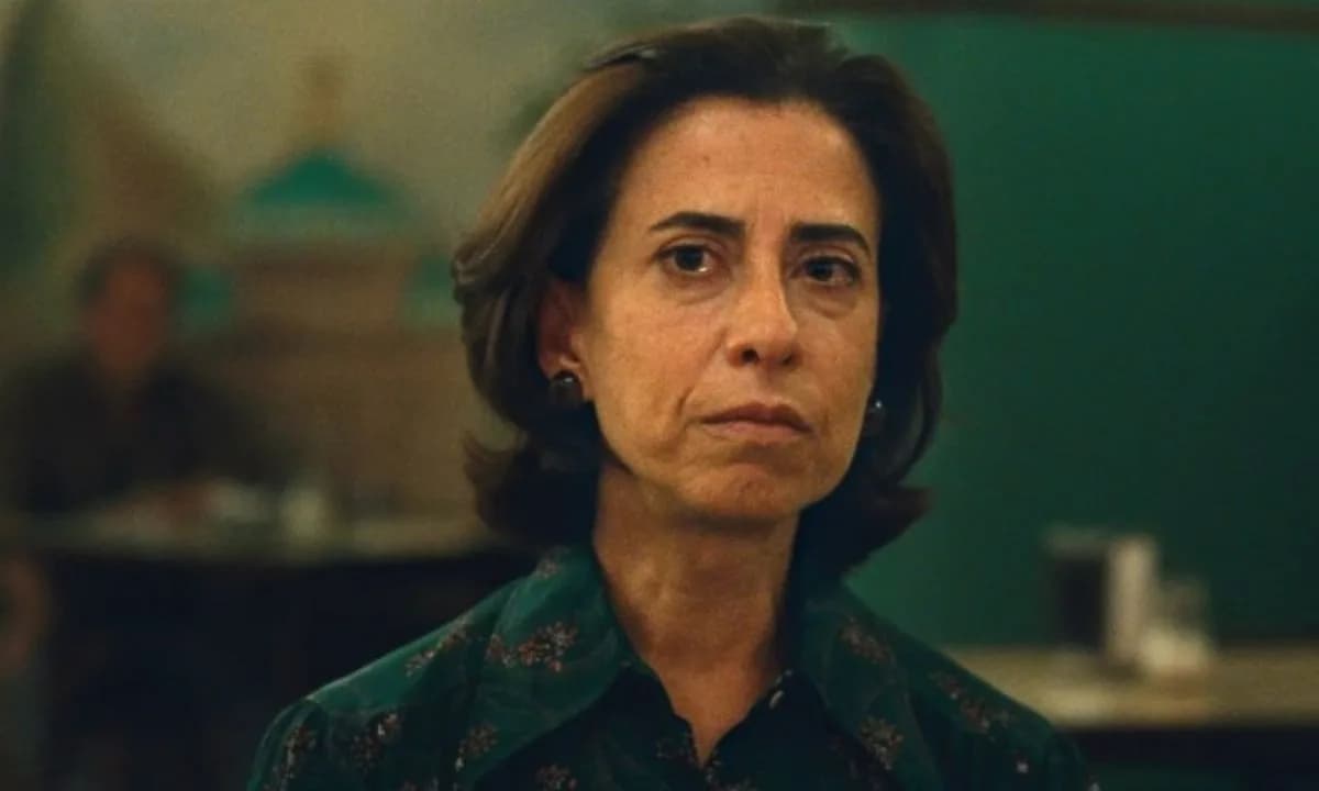 Fernanda Torres diz que EUA patrocinou regime militar no Brasil